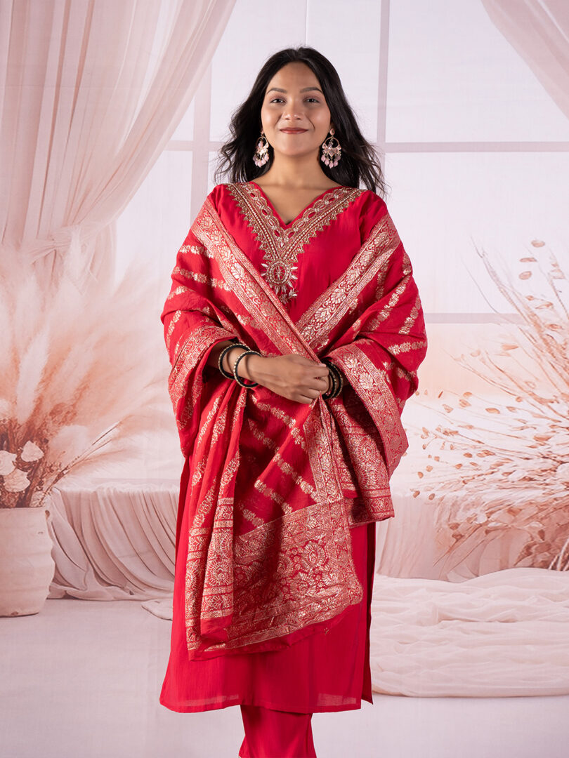 Empress Rose Embroidered Kurta Set with Heritage Dupatta - Image 2