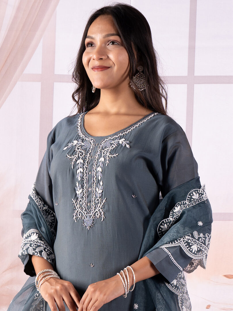 Slate Grey Embroidered Kurta Set with Organza Dupatta - Image 5