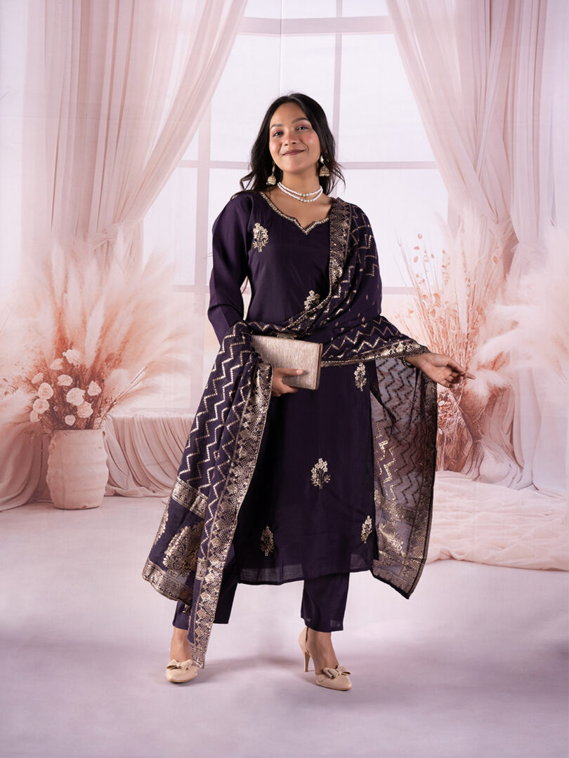 Royal Plum Embroidered Kurta Set with Brocade Dupatta - Image 4